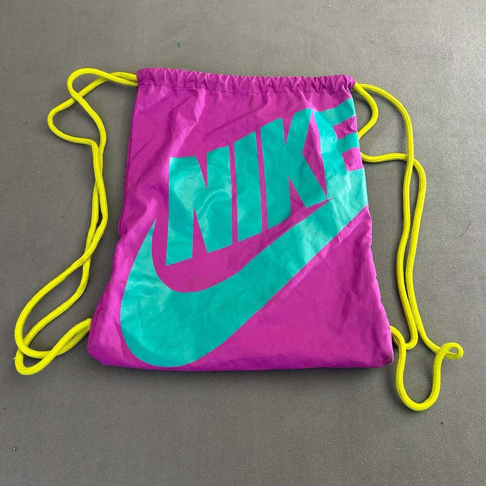 Nike Heritage Drawstring Gymsack with Zipper Pocket Pink and Neptune Green Y36
